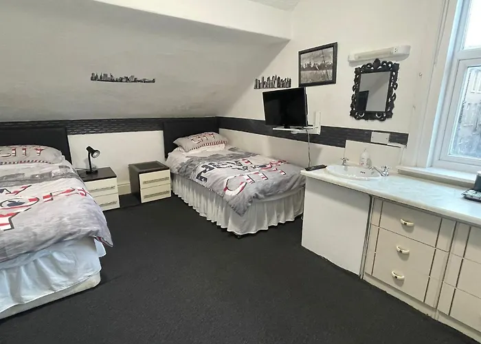 Blackpool HotelsManhattan