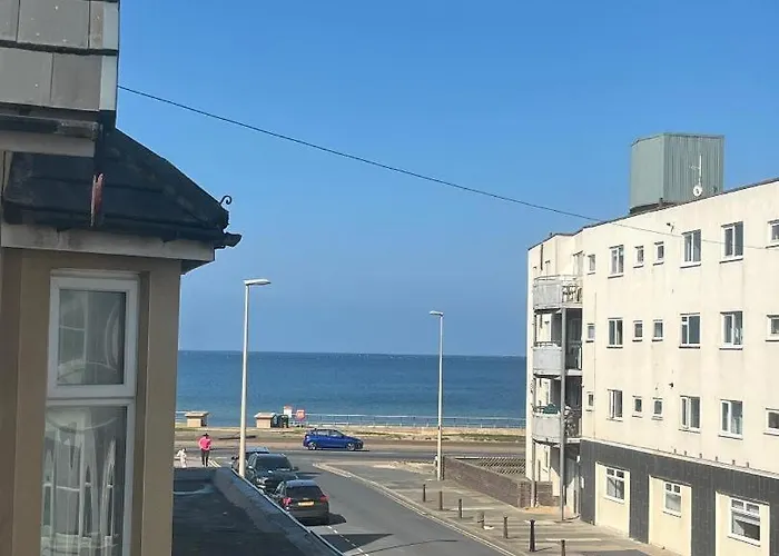 Blackpool HotelsHurstmere