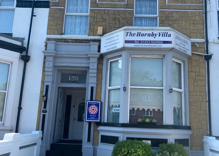 Hornby Villa B&B Couples & Families Only- Quiet Central Location- Near To Winter Gardens Blackpool