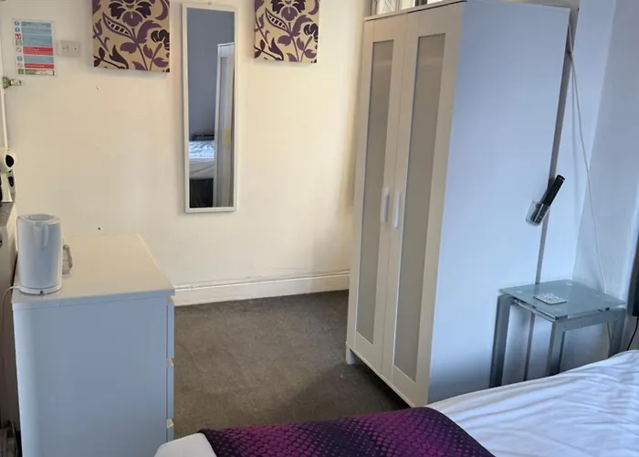 Blackpool HotelsAnd Bar