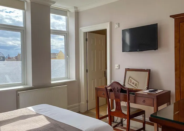 The Redstone Guesthouse Blackpool