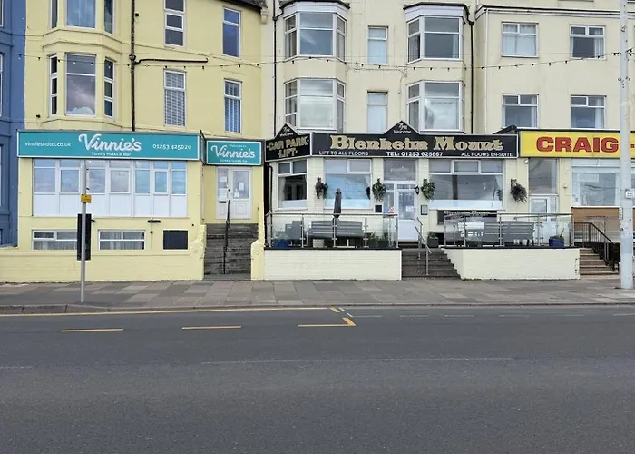 Vinnie'S Family Hotel Blackpool