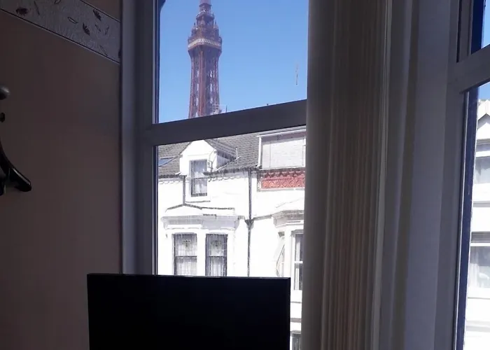 Belroy Hotel Blackpool
